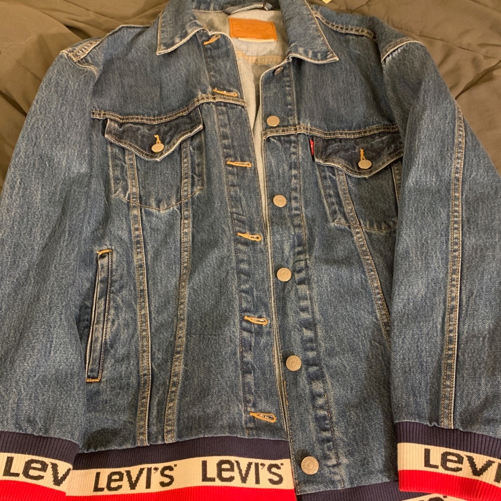 With tags. Size M.. original price $128. Men’s